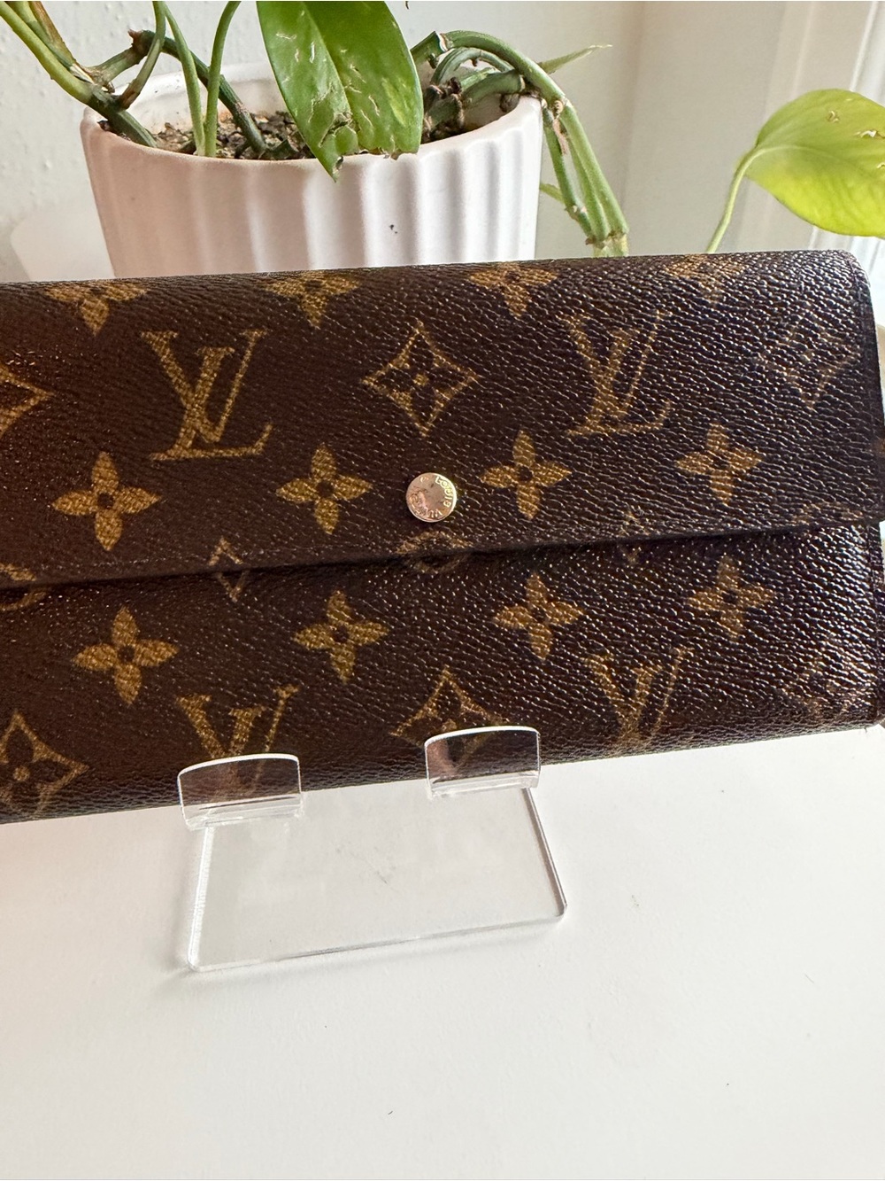 Authentic Louis Vuitton Sarah Wallet - Vintage